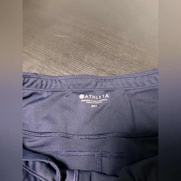 Athleta navy capri leggings yoga pants sz MT Women’s - Picture 5 of 7